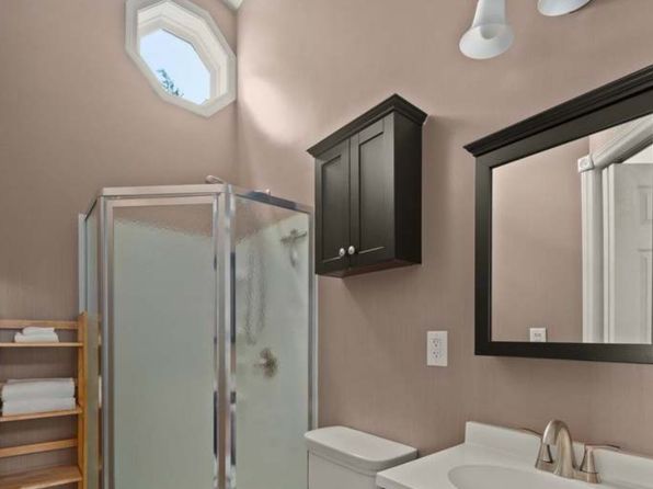 (undisclosed Address)