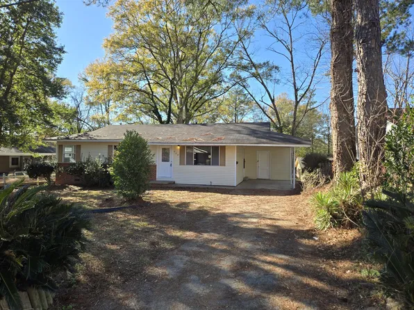 908 Sunflower Dr, Laurel, MS 39440