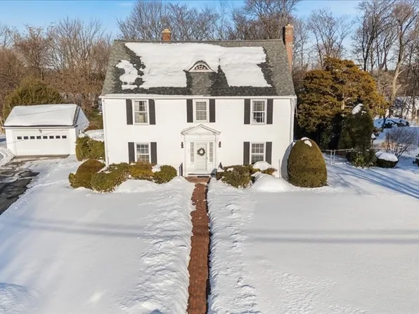 593 Prospect St, Methuen, MA 01844