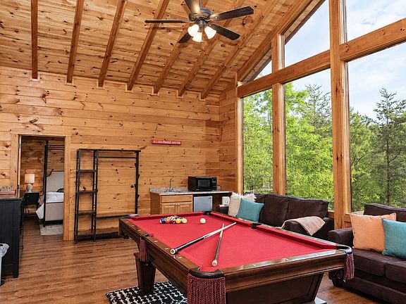 5th image of 2116 Ridgecrest Loop Ln