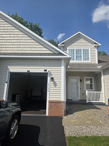 4135 Sandbar Ln Photo 1