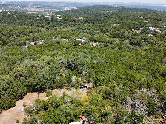 5th image of 104 Live Oak Pass