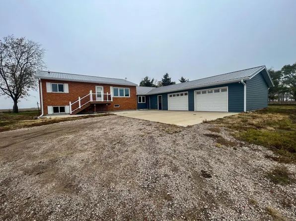 40828 204th St, Huron, SD 57350