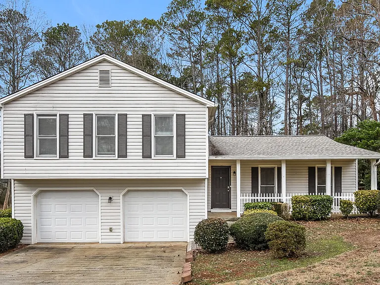 4067 Keheley Glen Dr — Photo 1