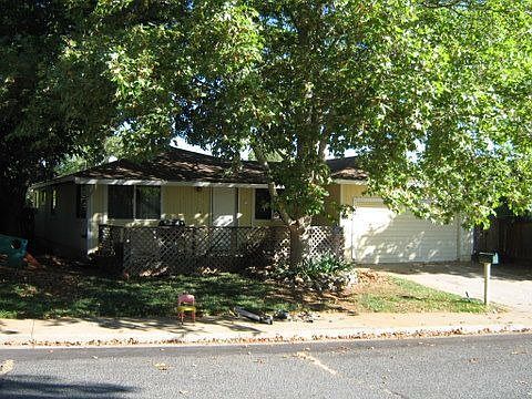 2nd image of 506 Sunrise Ct
