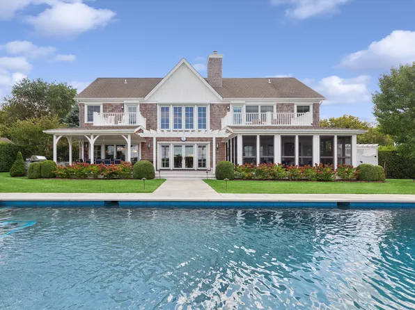 24 Millfarm Ln, Southampton, NY 11968