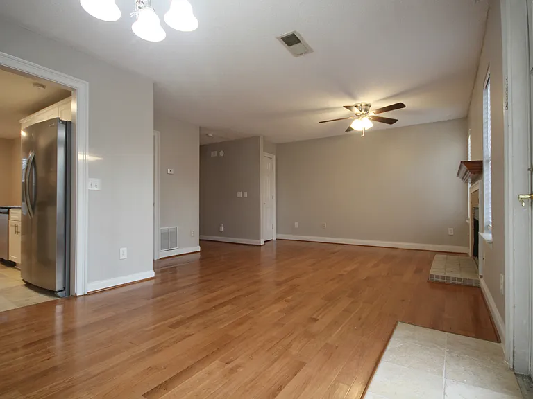 945 Mill Stone Dr — Photo 9
