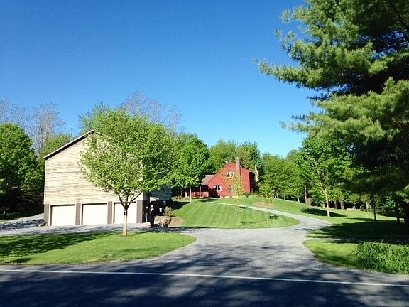 2nd image of 4243 Jockey St
