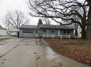 206 Lindy Ave, Eaton Rapids, MI 48827