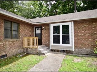 5705 Five Sisters Ct, Fayetteville, NC 28311