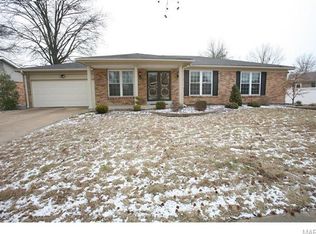 5172 Bryncastle Pl, Saint Louis, MO 63128