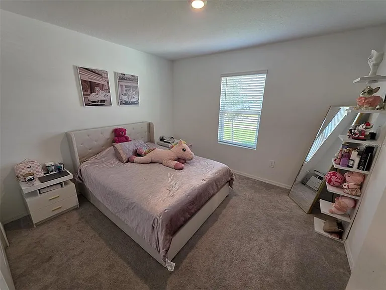 559 Wayland Dr — Photo 10