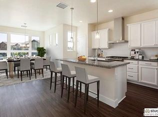 7710 Town Square Way #9, Reno, NV 89523