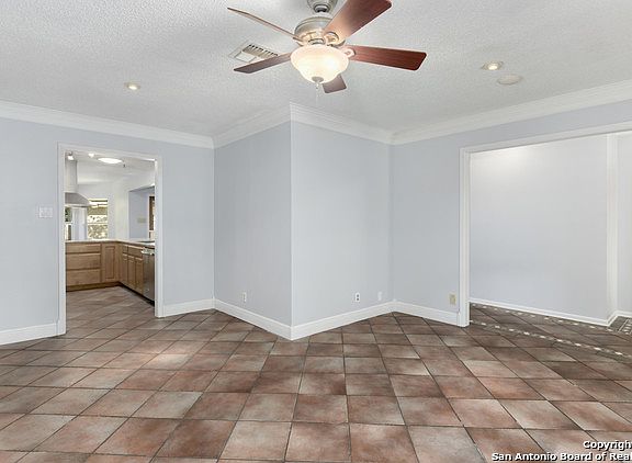3rd image of 4311 Fondren St