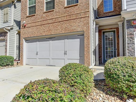 4th image of 2281 Spicy Pine Dr