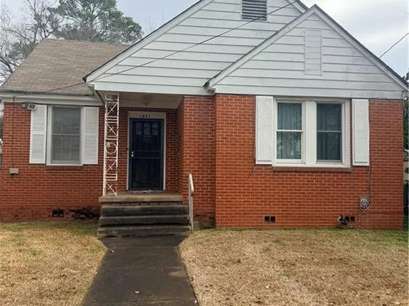 1021 24th St, Alexandria, LA 71301
