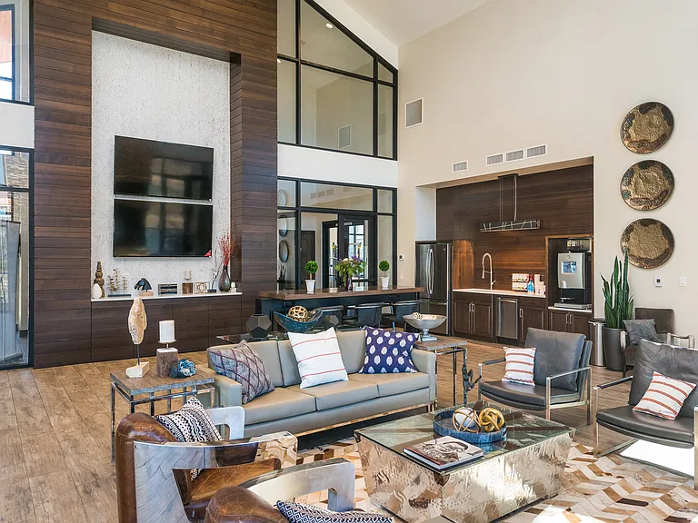 Apres Apartment Homes — Photo 22