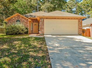 121 Clear Water St W, Montgomery, TX 77356