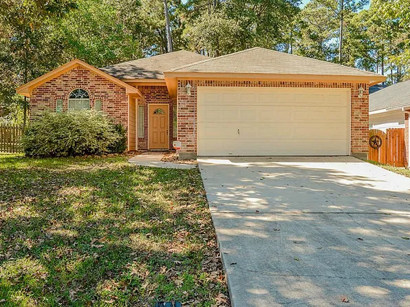 121 Clear Water St W, Montgomery, TX 77356