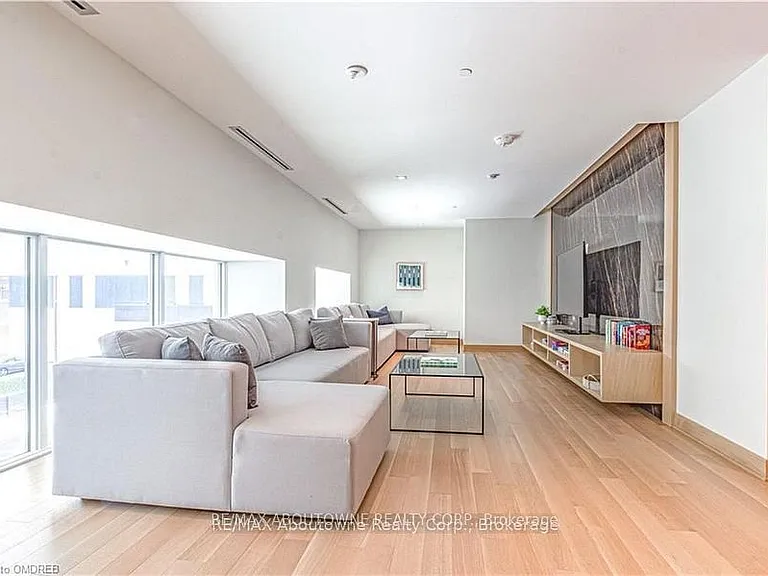 133 Bronte Rd #B0602 — Photo 15