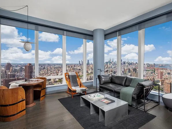 252 South St #27L, New York, NY 10002