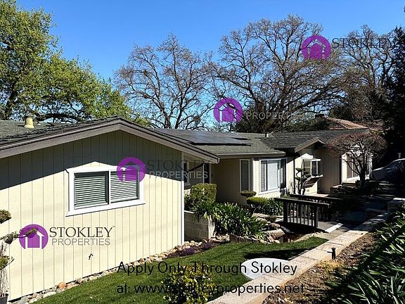 3rd image of 790 Solana Dr