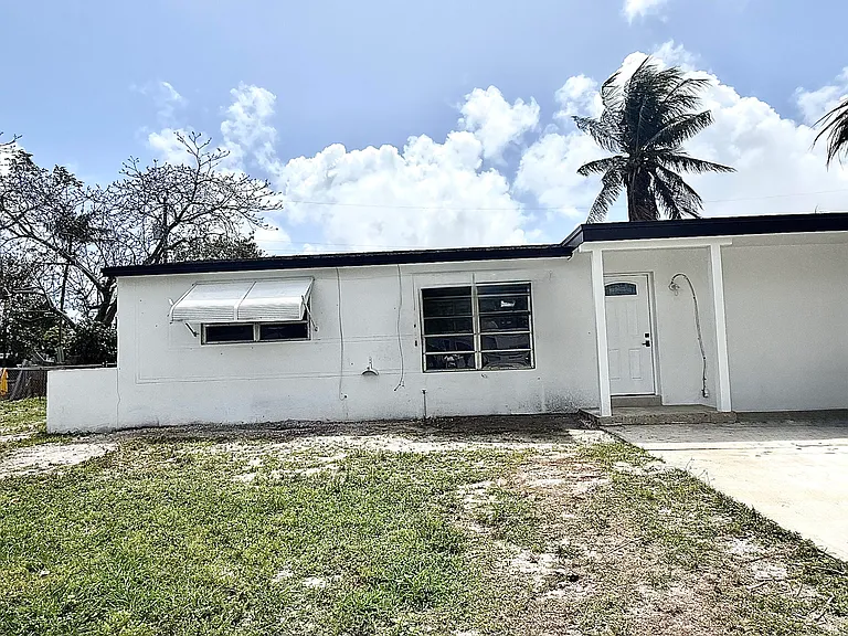 2018 Whitney Rd — Photo 10