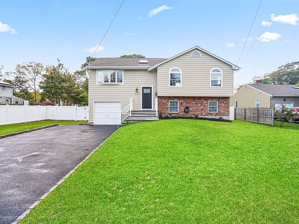 249 Bayport Avenue, Bayport, NY 11705 Zillow