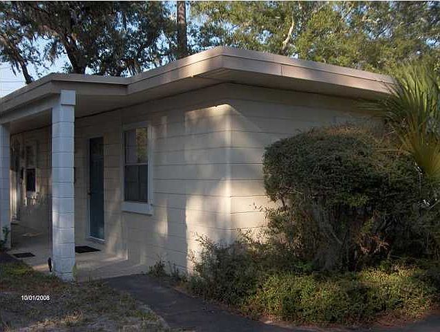 Front of unit 8