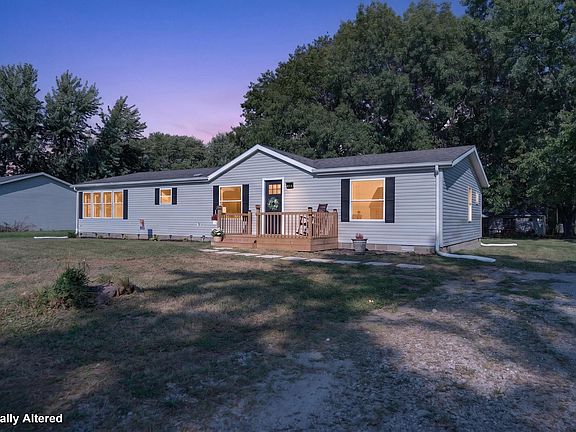 2nd image of 614 Carol Dr