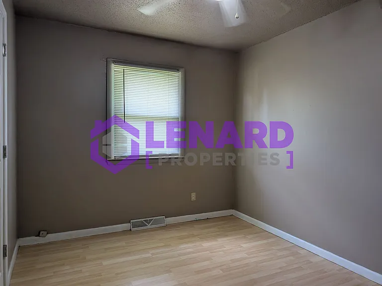 103 W McConnell St — Photo 13