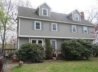 12 Pinehurst Ave, Dracut, MA 01826