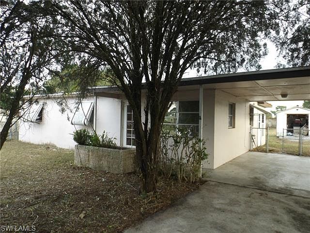 2nd image of 423 Morgan Cir S
