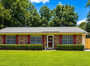 207 Poplar St, Bloomingdale, GA 31302