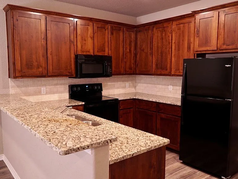 Trophy Ridge Apartments — Photo 7