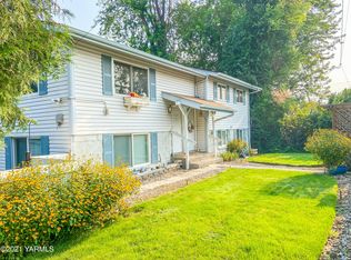 1907 W Prasch Ave, Yakima, WA