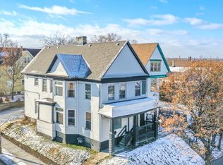 3201 W National Ave #3203, Milwaukee, WI 53215