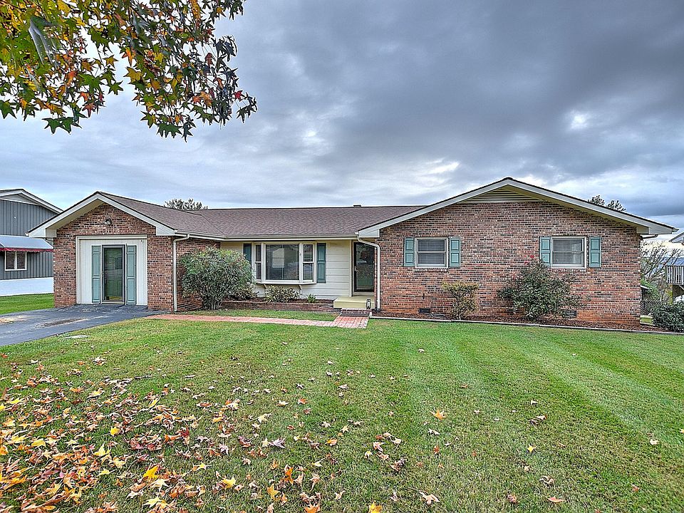 1st image of 1047 Starling Dr