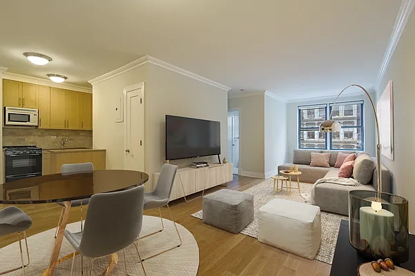 Rented by Stonehenge NYC LLC | media 1
