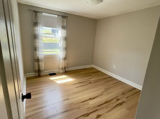 15 Cranch St, Weymouth, MA 02189