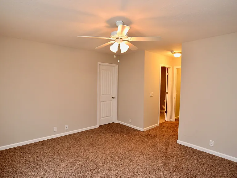 45 Walker Ct — Photo 7