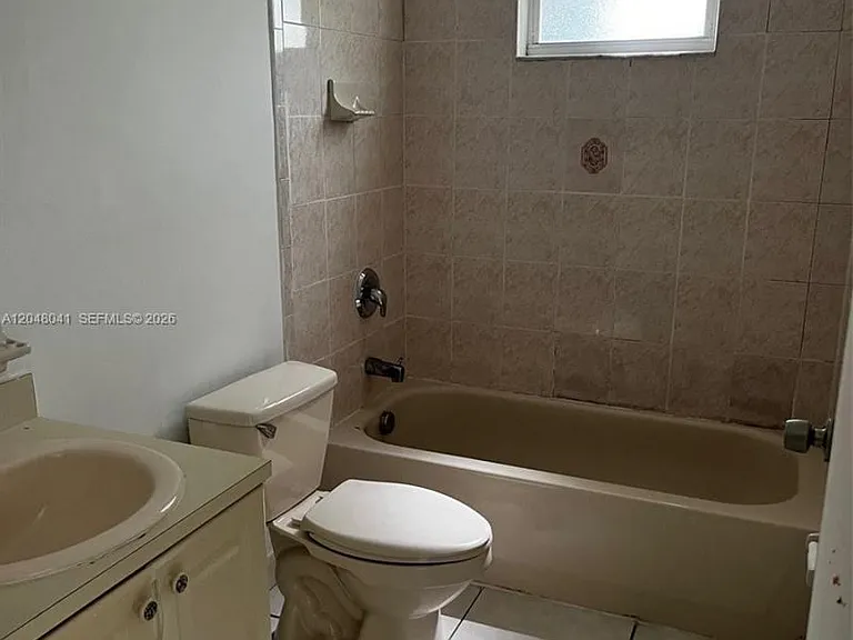 181 NW 47th Ave #25 — Photo 7