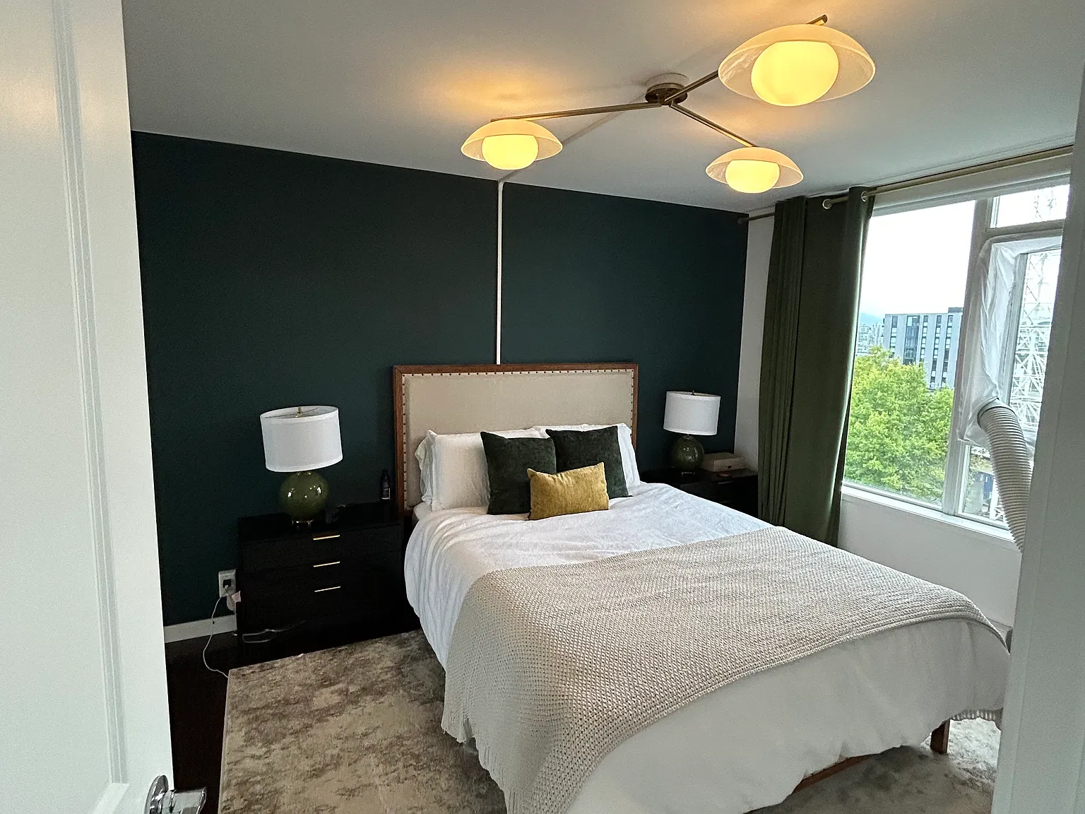 1 bed, 707 sqft, $2,750 — Photo 3