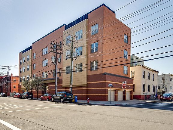 4th image of 5005 Palisade Ave #11340404