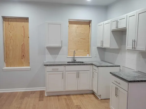 1021 N Ashburton St, Baltimore, MD 21216