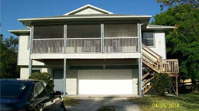 1st image of 598 SW 11th Ct