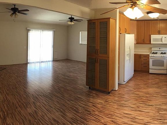 3rd image of 12525 Highland Ave