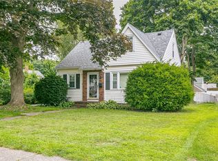 106 Benwell Rd, Rochester, NY 14616