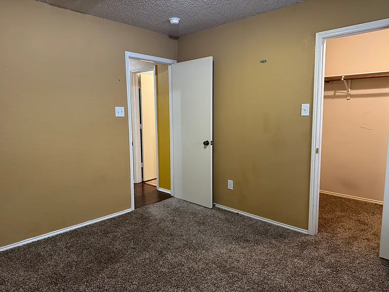 824 Mulder Dr — Photo 16