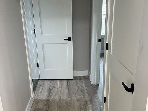 3rd image of 506 Grant St
